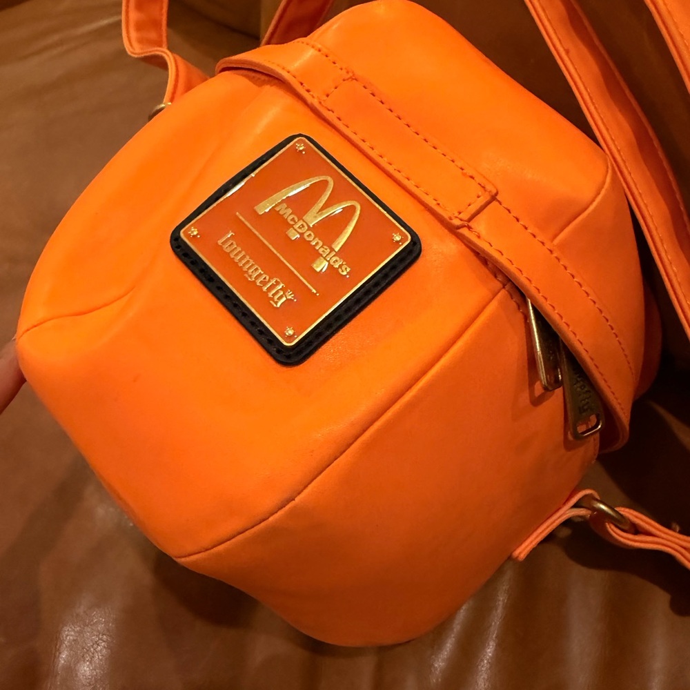 Loungefly Mcdonalds Orange Pumpkin bucket Crossbody Bag - Picture 6 of 8